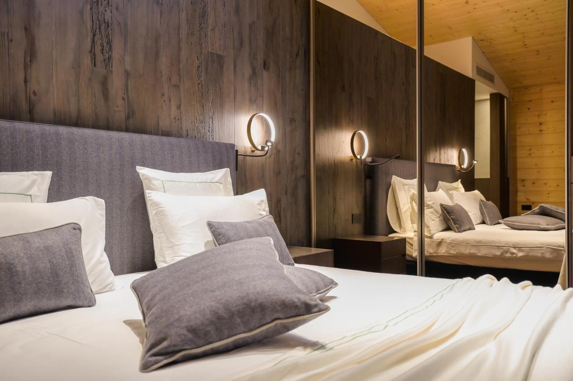 Collina Luxury Relais Hotel กลูโซเน ภายนอก รูปภาพ